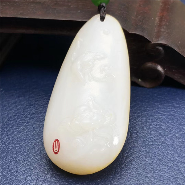一级白和田玉籽料25.5G喜事连连
