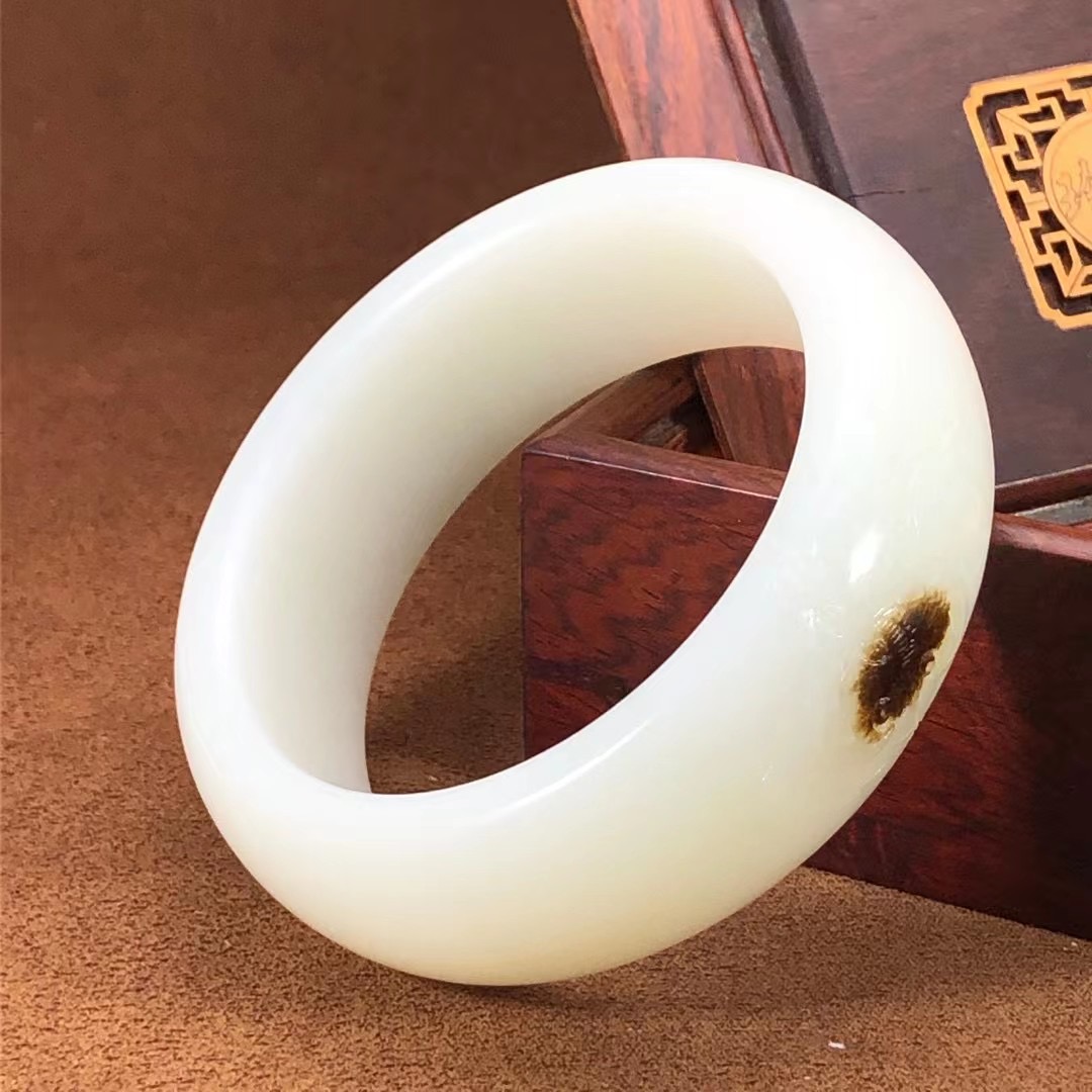黑皮手镯