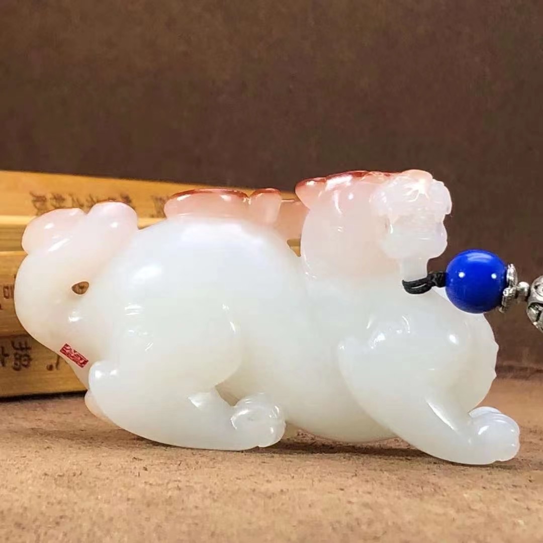 瑞兽纳福 戴逸晨玉雕