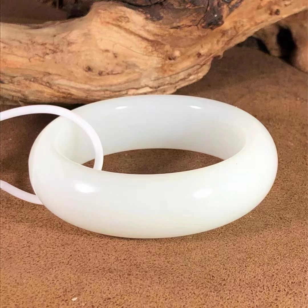 手镯 戴逸晨玉雕