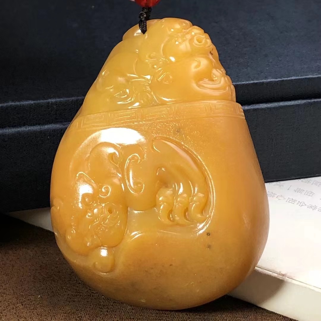 龙凤呈祥 戴逸晨玉雕