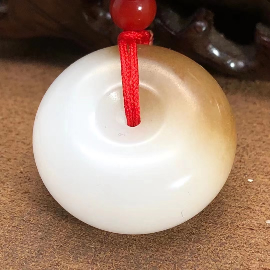 平安扣吊坠糖玉